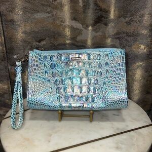 Brahmin Daisy Wristlet winter wonderland